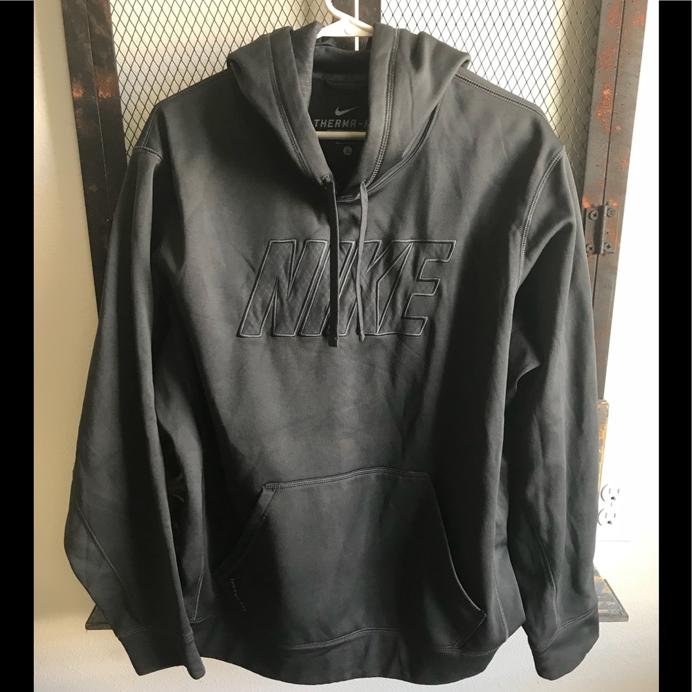 Nike men's sweatshirt